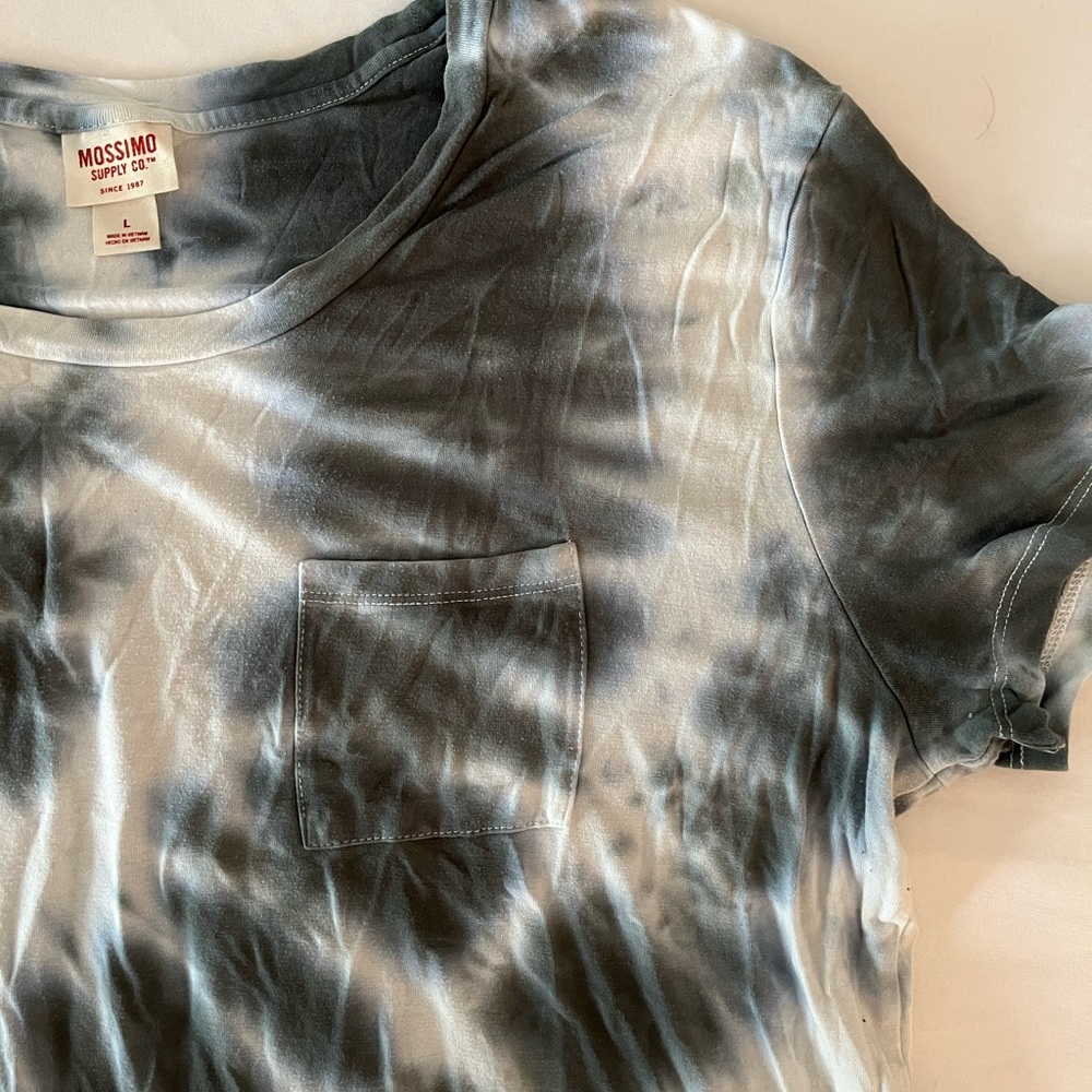 Tie-dye t-shirt